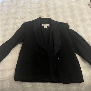 Elegant Black Women's Blazer